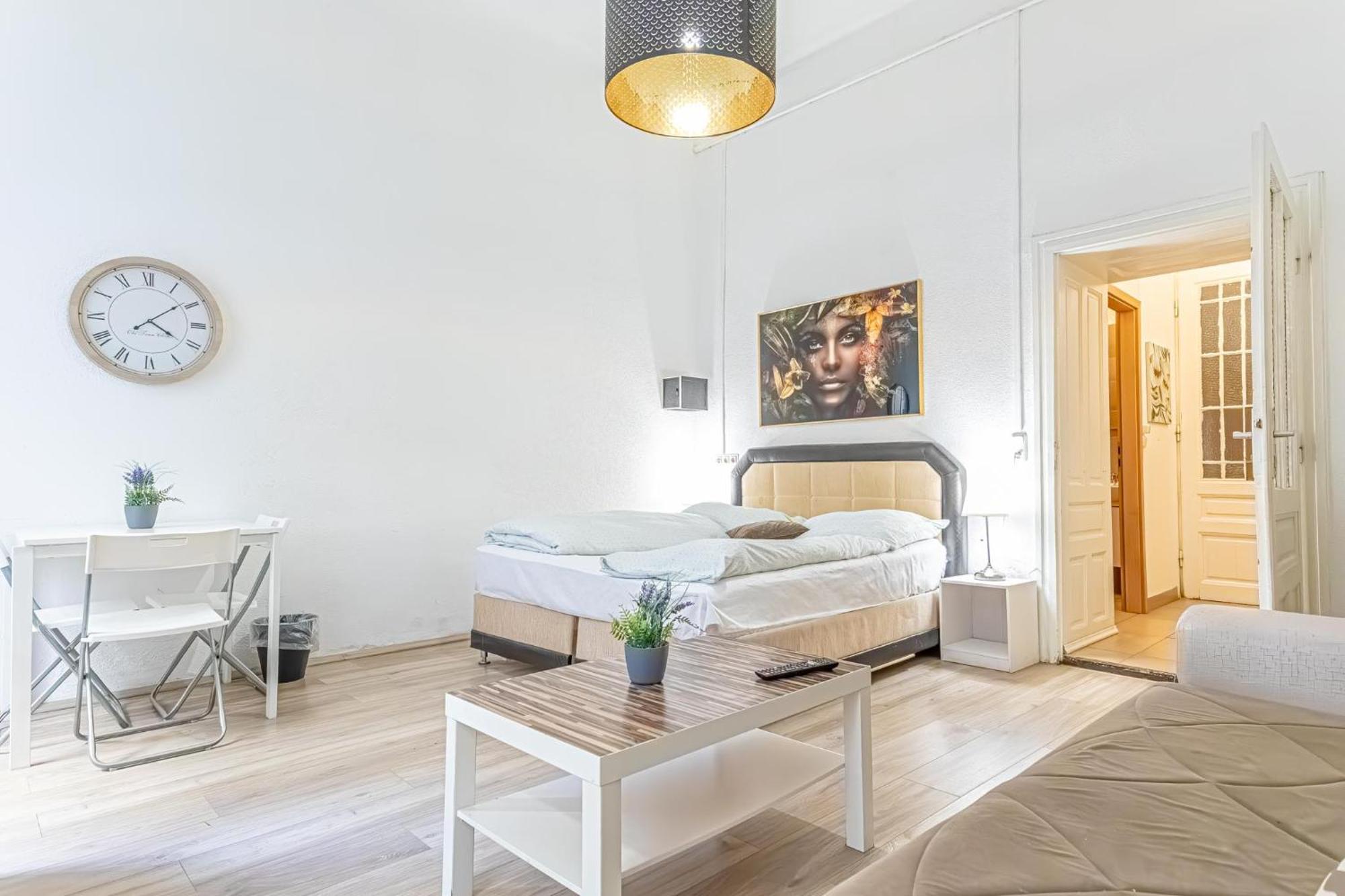 Chic Apartment- Suitable For Longstays Near Matzleinsforferplatz Vienna Esterno foto